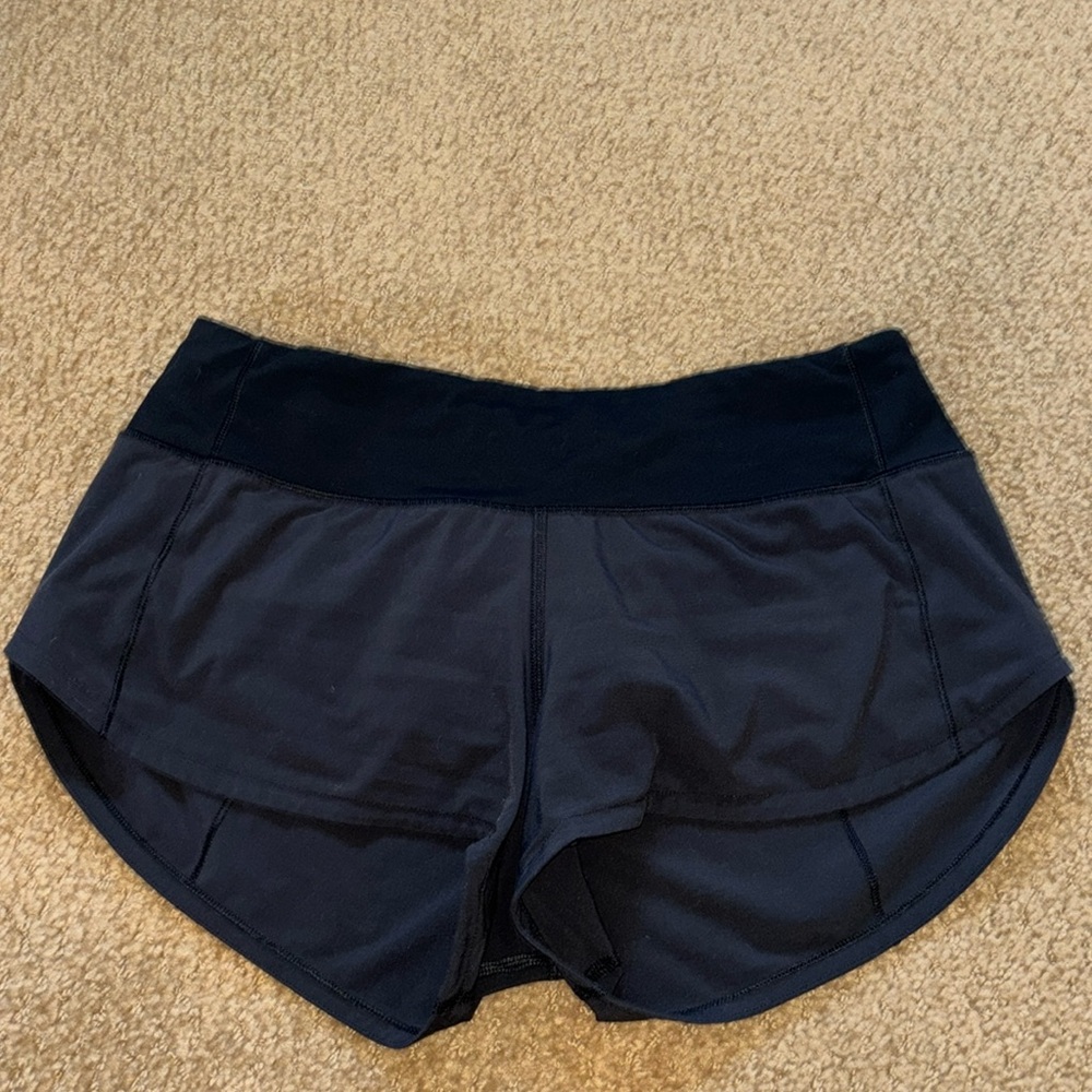 Black Lululemon speed up shorts low rise lined 2.5 inch